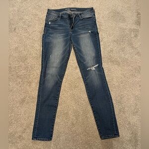 Old Navy Mid-Rise Boyfriend Straight Distressed Jeans (wash called Allison)